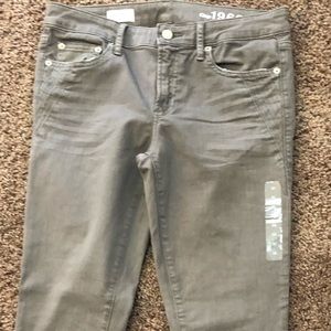 NWOT Grey Gap jeans